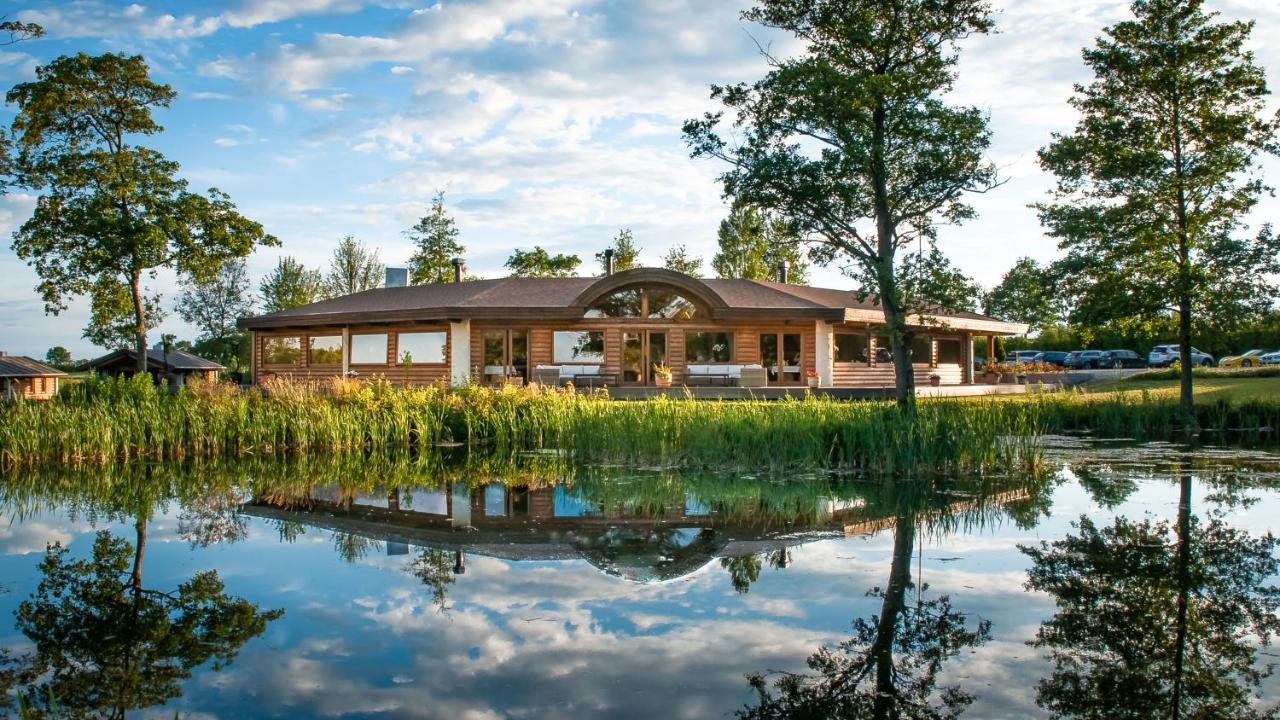 ホテルRibehoj Brørup エクステリア 写真